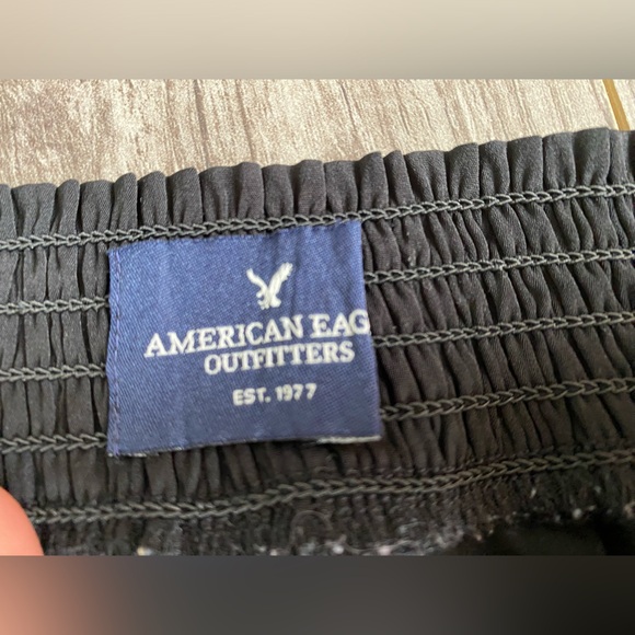 American Eagle very light weight black dance joggers w/ pockets elastic waist - Picture 7 of 7